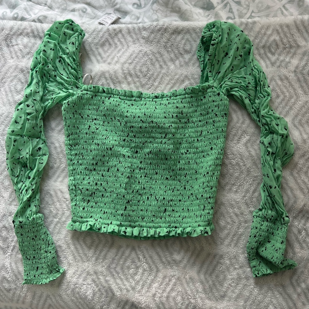 Aritzia little moon blouse